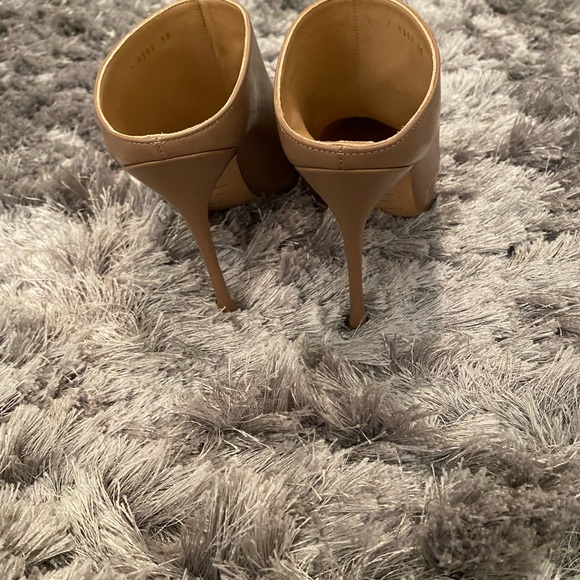 Sergio Rossi - Picture 3 of 5